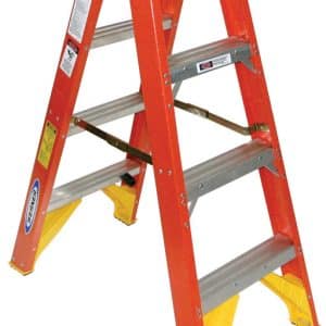 Werner 4 ft. H Fiberglass Step Ladder Type IA 300 lb. capacity