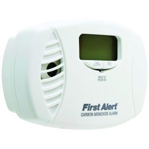 First Alert Plug-In w/Battery Back-up Electrochemical Carbon Monoxide Detector
