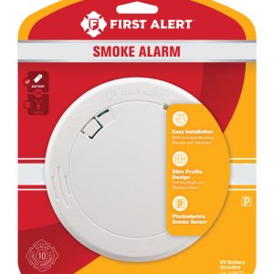 First Alert Battery-Powered Photoelectric Smoke/Fire Detector