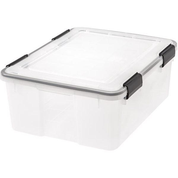 IRIS WEATHERTIGHT 30 quart Clear Storage Box 7.75 in. H X 15.75 in. W X 19.7 in. D Stackable