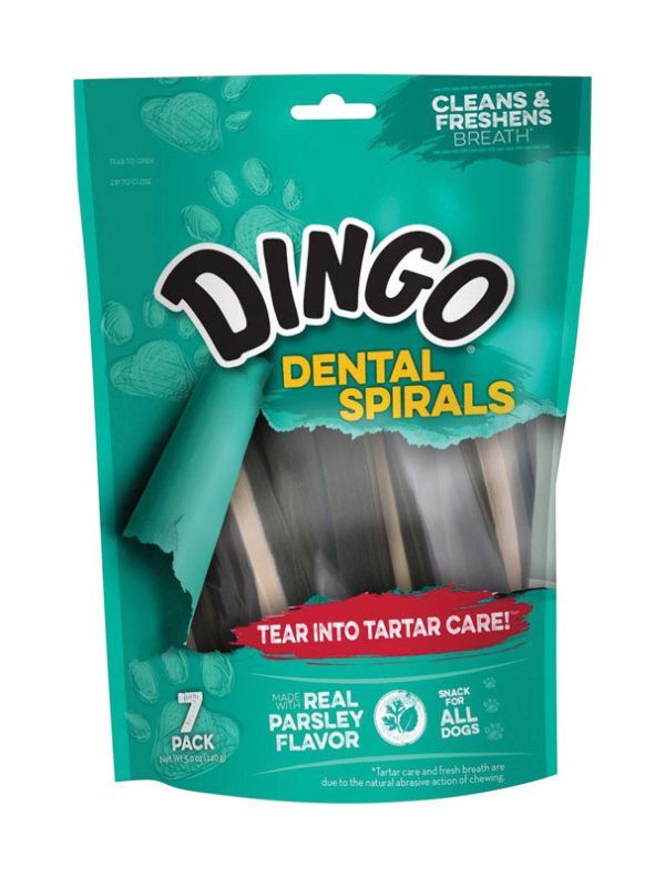 Dingo Dental Spiral Treats Parsley and Peppermint Dental Stick For Dog 5 in. 7 pk