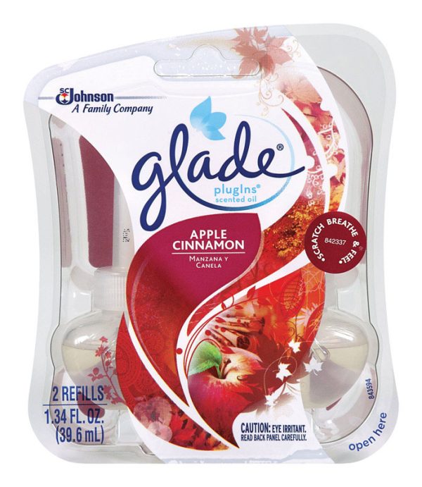 Glade Plug-Ins Apple Cinnamon Scent Air Freshener Oil Refill 1.34 oz Liquid 2 pk
