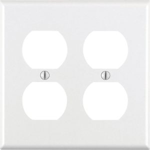 Leviton White 2 gang Thermoset Plastic Duplex Outlet Wall Plate 1 pk