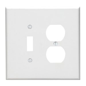 Leviton White 2 gang Thermoset Plastic Duplex/Toggle Wall Plate 1 pk