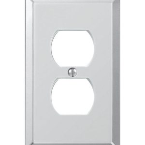 Amerelle Clear 1 gang Acrylic Duplex Outlet Wall Plate 1 pk