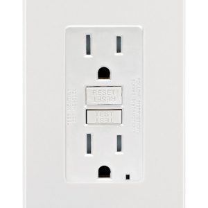 Leviton 15 amps 125 V White Outlet/Wallplate 5-15R 1 pk